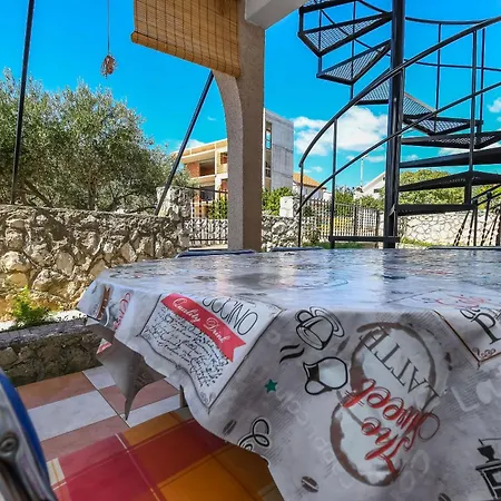 Apartament Fidelis *